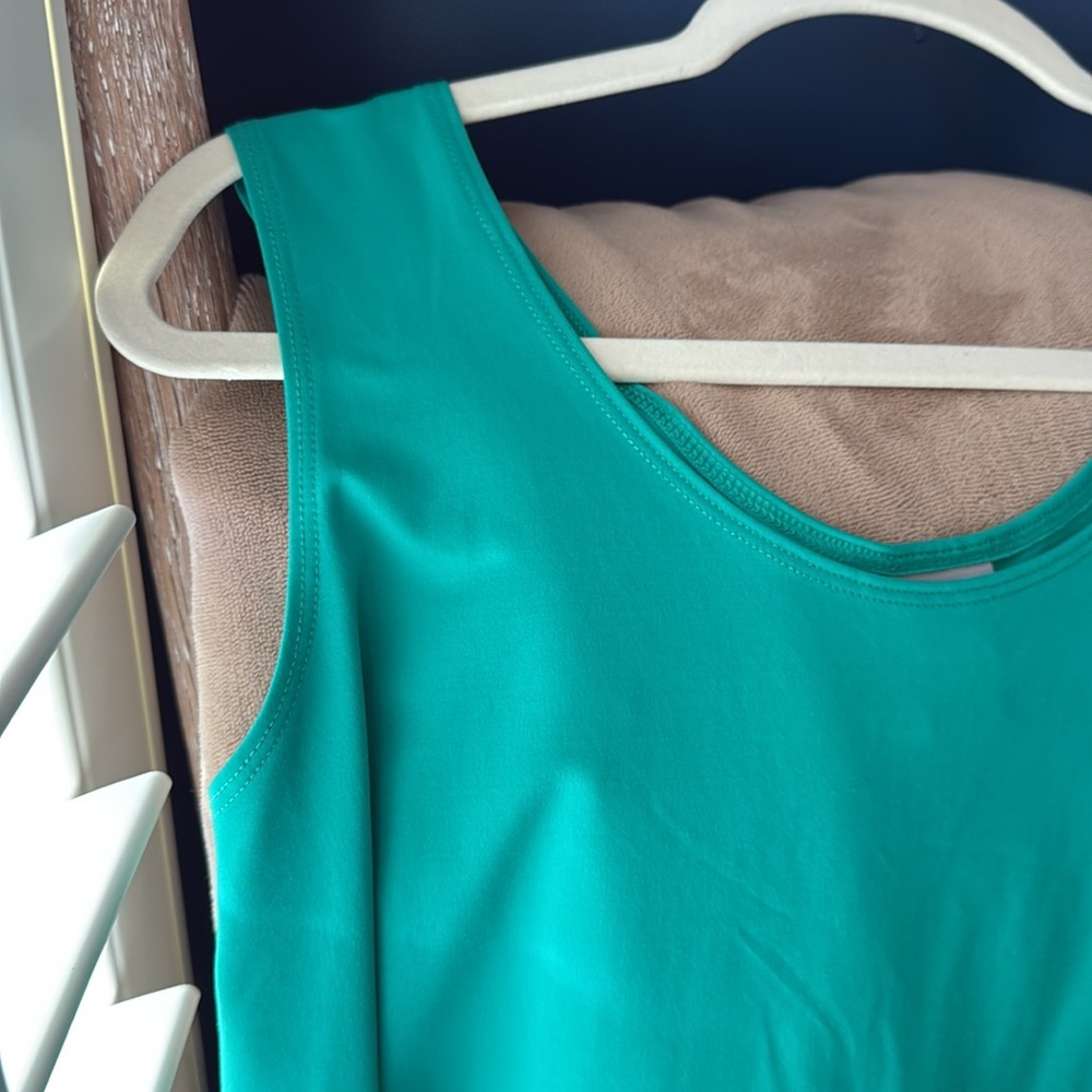 Chico's Green Boxy Tank Top Size 3 - Picture 6 of 9